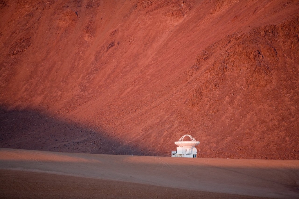 Observatories: Atacama Pathfinder Experiment (APEX) at Chajnantor